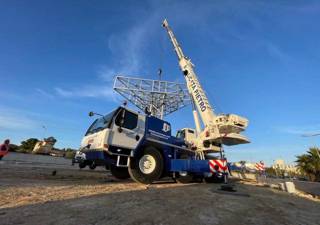 AUTOGRU LIEBHERR LTM 1090 /4.2